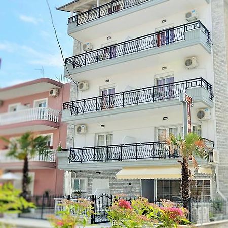 Giannis Hotel Paralía Exterior foto