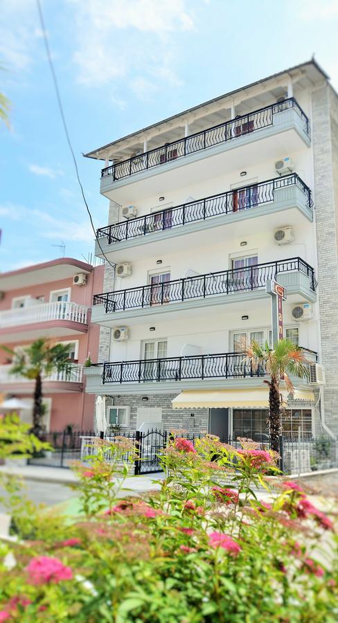 Giannis Hotel Paralía Exterior foto